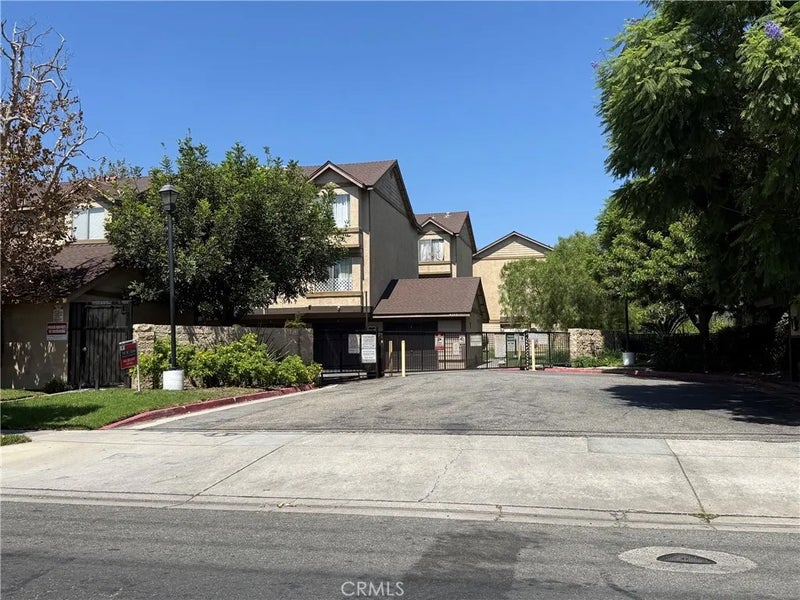 4201 W 5th St. 332
