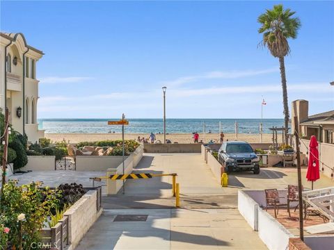 Photo of 32 21st St, Hermosa Beach, CA 90254 (MLS # SB25276030)