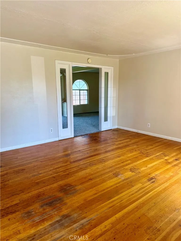 1127 W 23rd