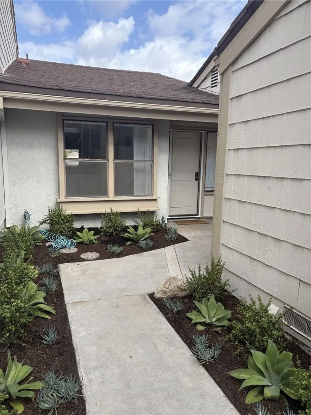 Photo of 85 Sandpiper, Irvine, CA 92604 (MLS # OC25247111)