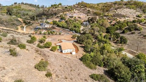 Tiny photo for 28720 N Twin Oaks Valley Road, Bonsall, CA 92003 (MLS # NDP2510265)