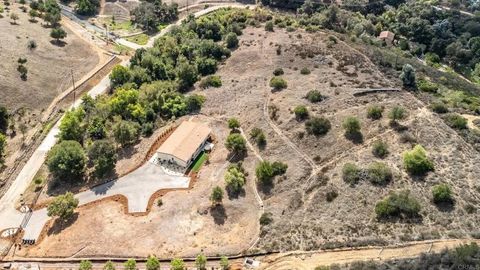 Tiny photo for 28720 N Twin Oaks Valley Road, Bonsall, CA 92003 (MLS # NDP2510265)