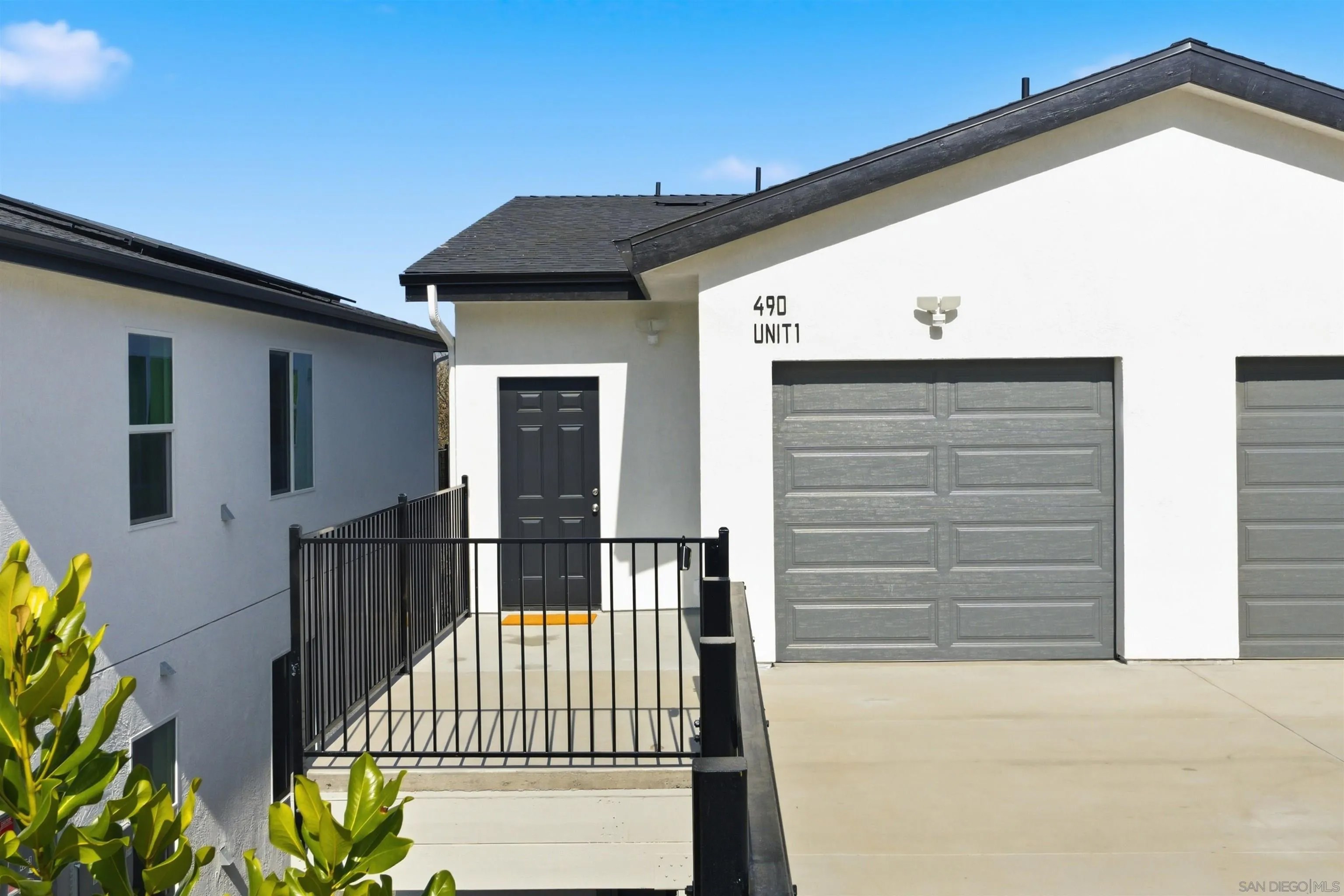 490 Lado De Loma Dr #1-4