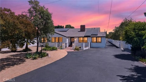Photo of 9826 Columbus Ave, North Hills, CA 91343 (MLS # SR26184441)