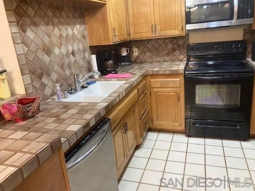 Photo of 750 State St #208, San Diego, CA 92101 (MLS # 250041692)
