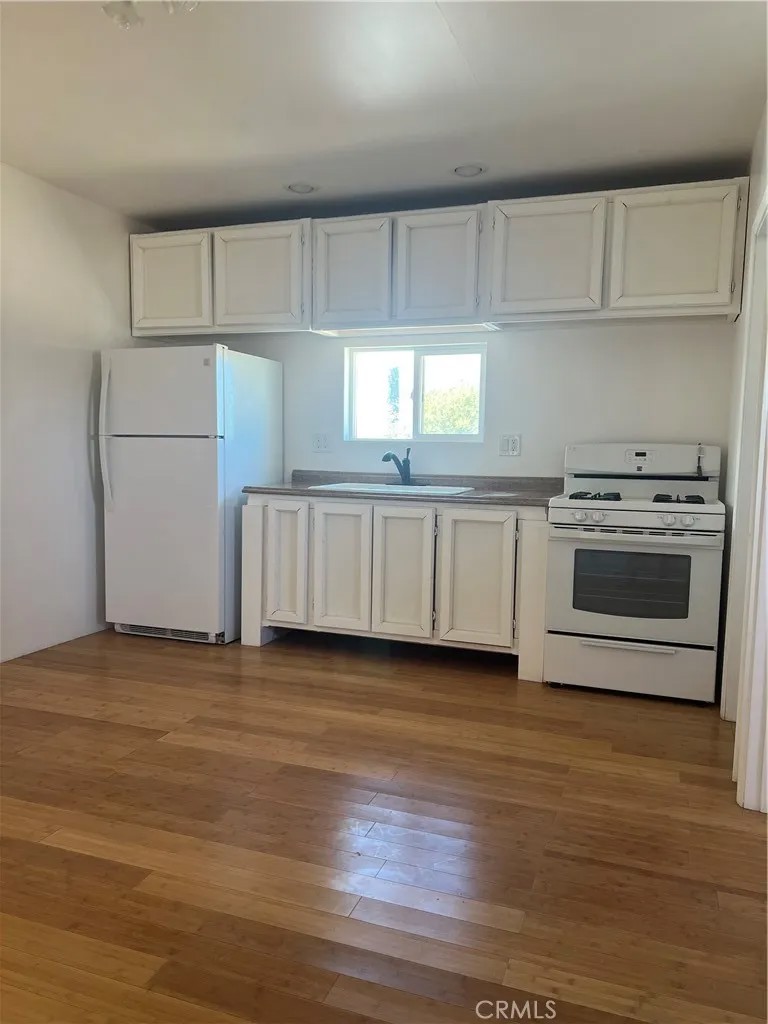 9241 E Avenue R14