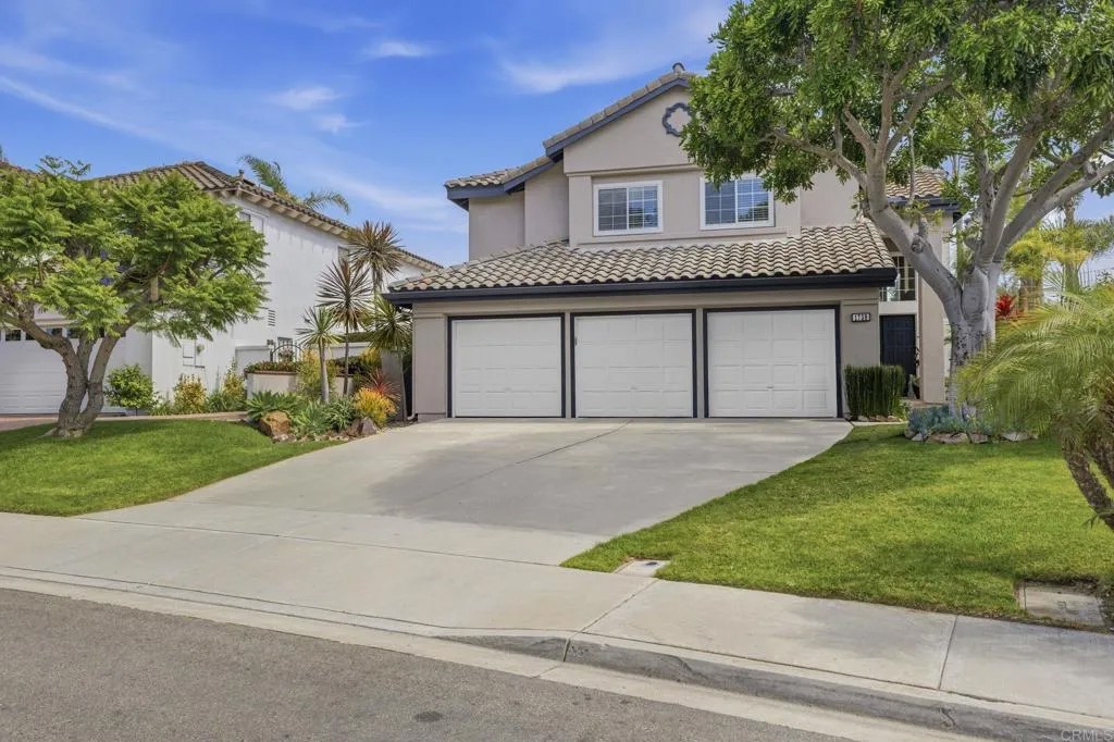 1738 Blackbird Circle