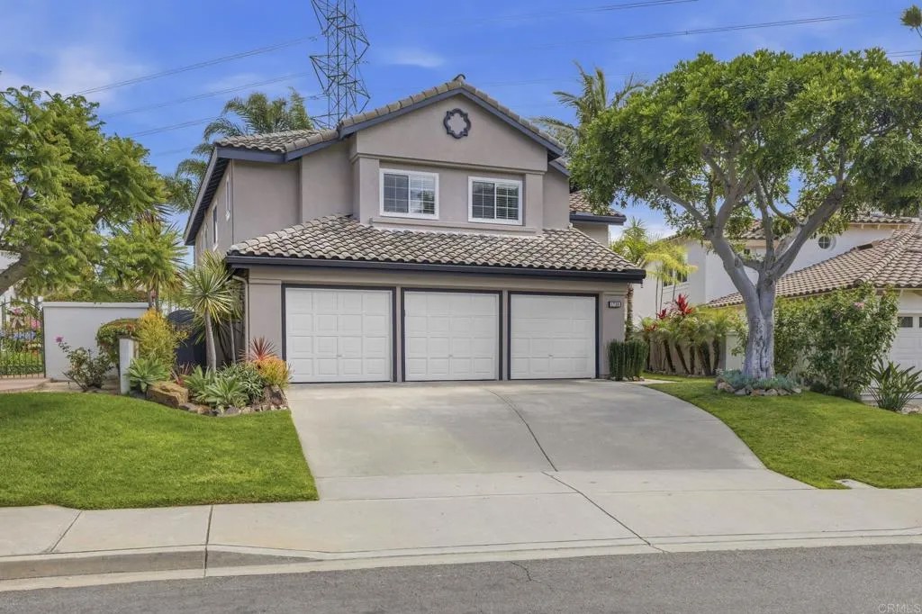 1738 Blackbird Circle