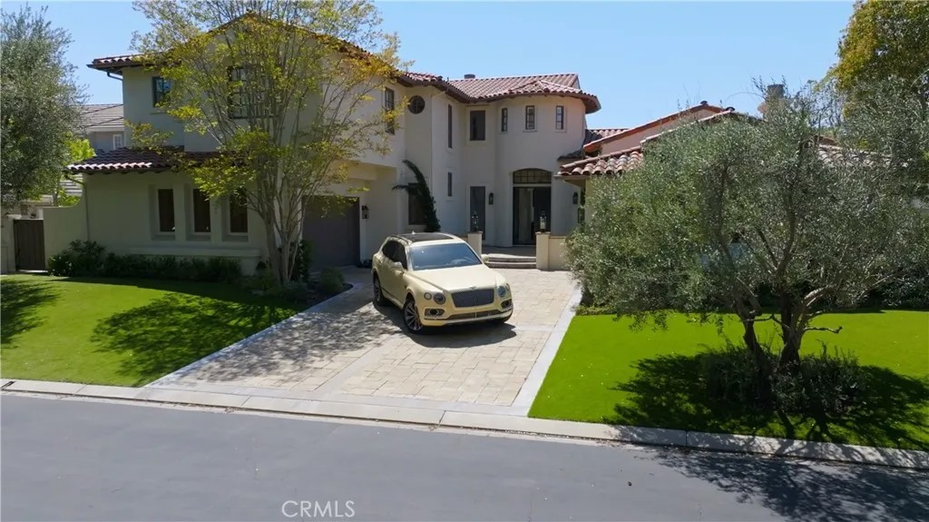 17 Canada Oaks