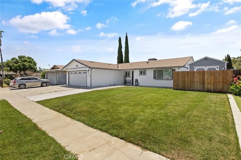 1176 Robin Avenue