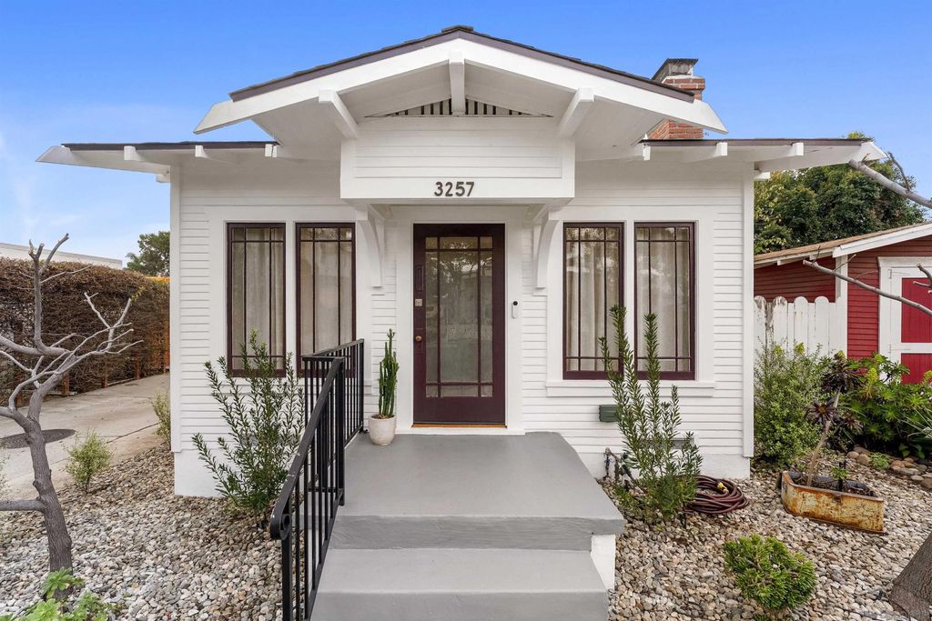 Photo of 3257 Dwight St, San Diego, CA 92104 (MLS # 250045209)