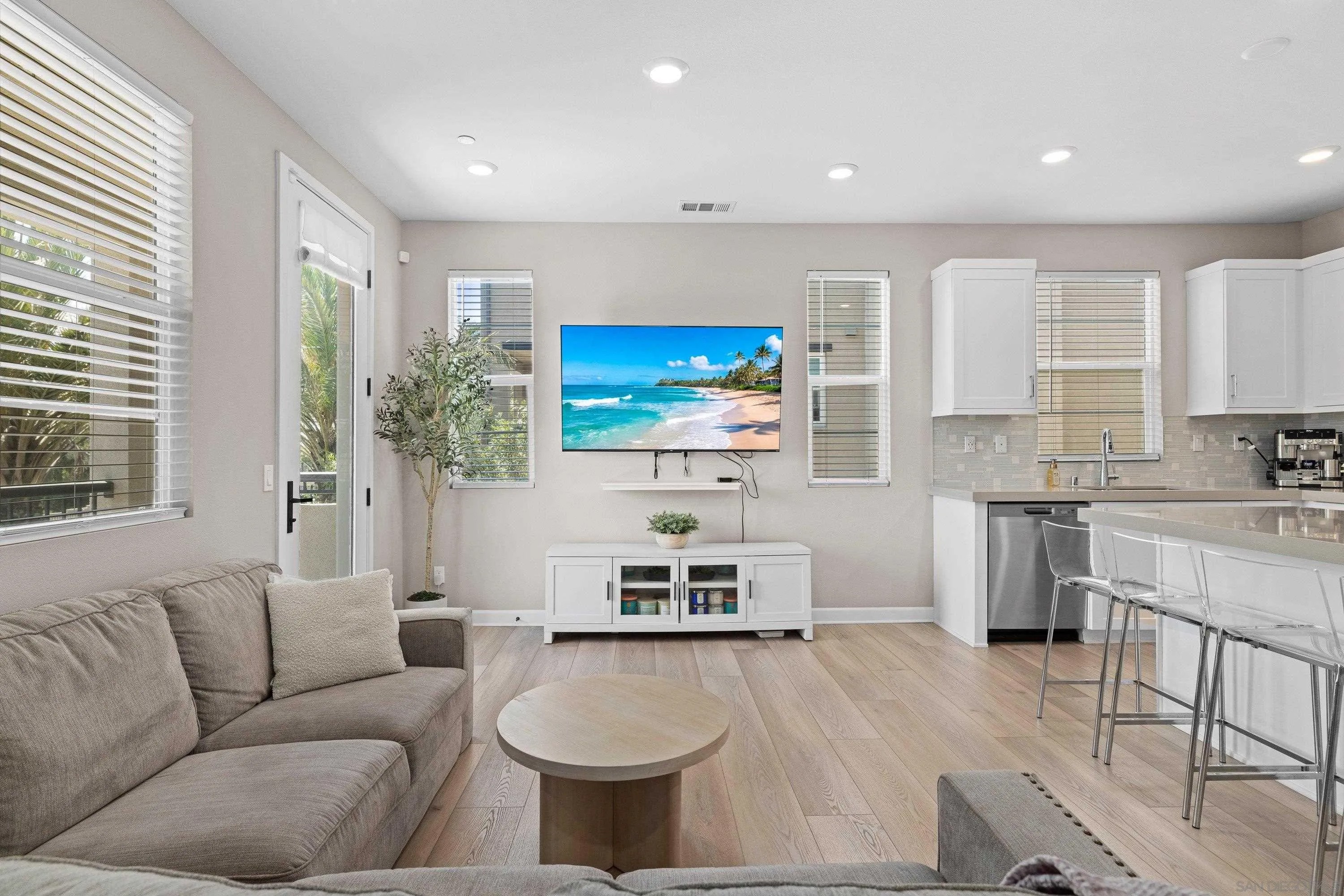 1233 Sunrise View 105