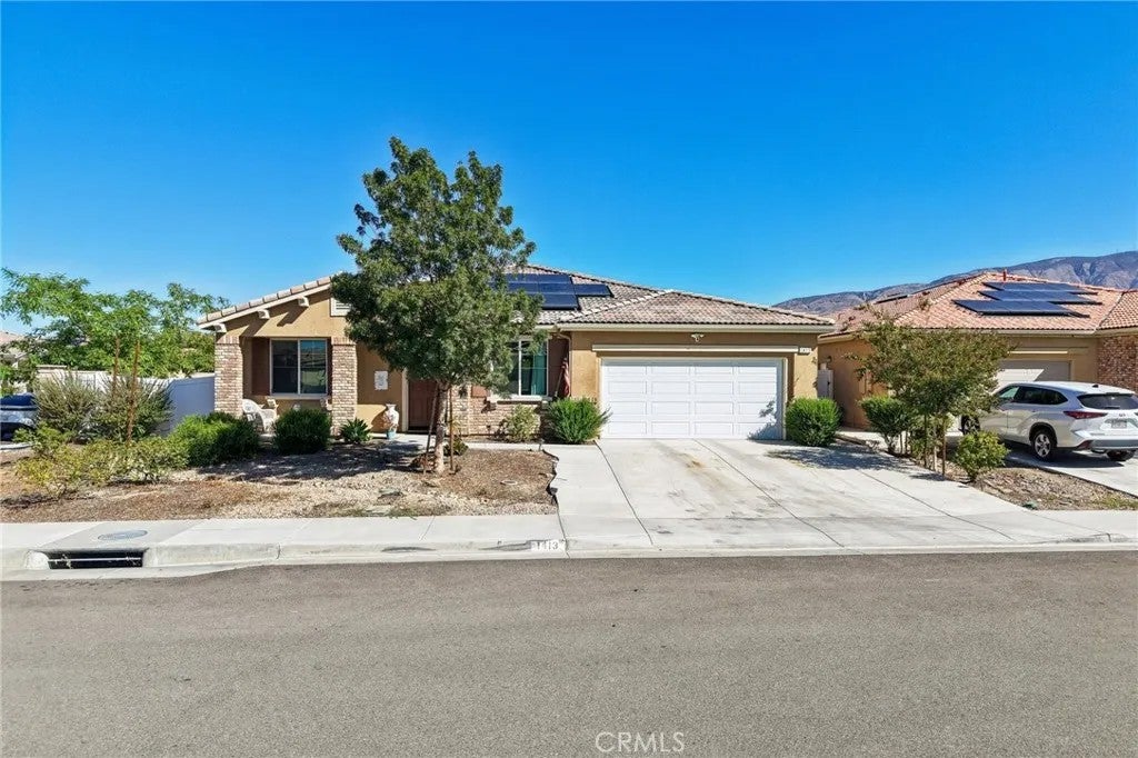 Photo of 1413 Reeds Way, San Jacinto, CA 92582 (MLS # IG26195271)