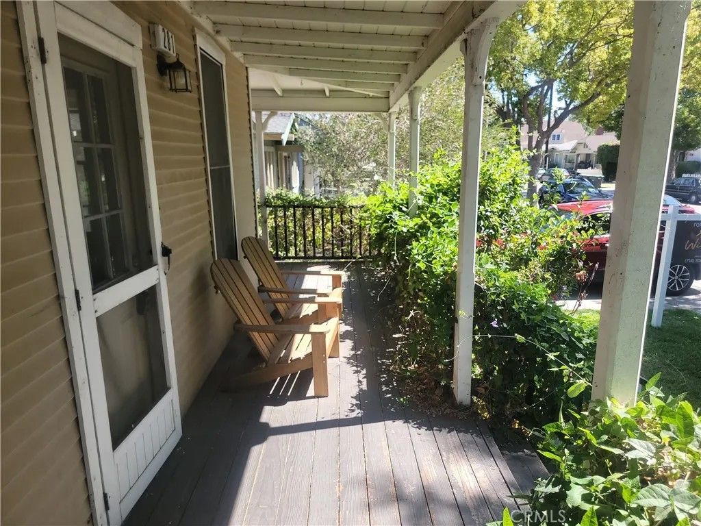 Photo of 281 N Grand, Orange, CA 92866 (MLS # OC25278012)