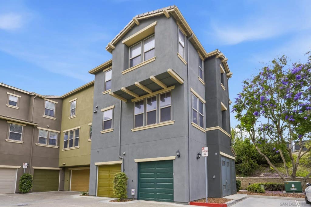 Photo of 1811 Lime Ct #1, Chula Vista, CA 91913 (MLS # 260013072)