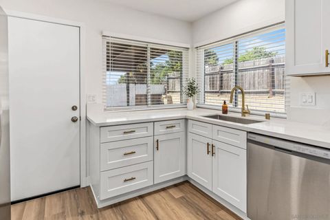 Tiny photo for 4137 Alana Cir, Oceanside, CA 92056 (MLS # 250041898)