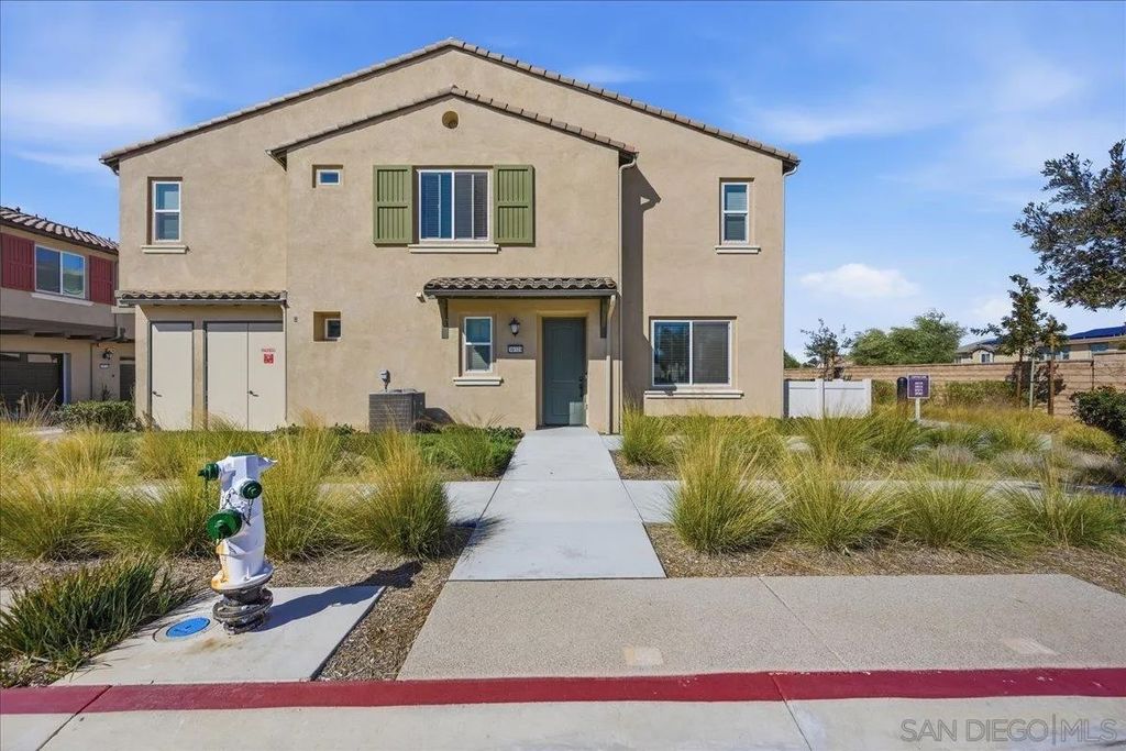 Photo of 39319 Corvina Ln, Temecula, CA 92591 (MLS # 260005806)