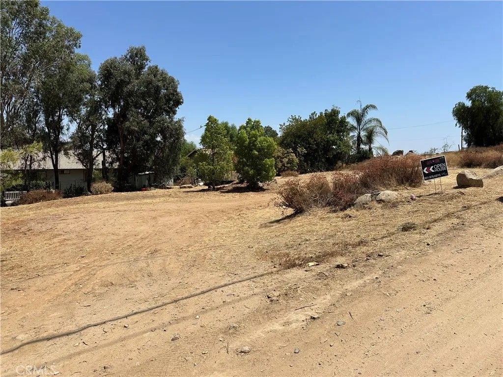 Photo of 0 Durant, Menifee, CA 92586 (MLS # SW26017483)