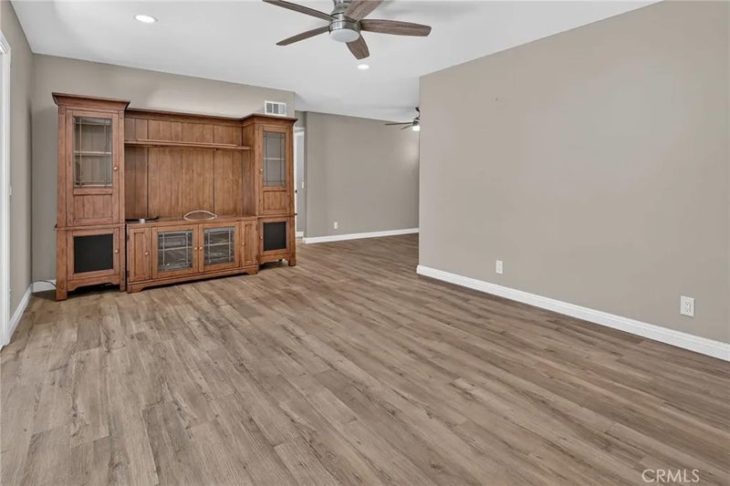13504 LA JOLLA Circle