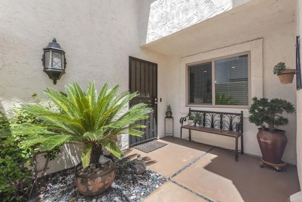 3112 Avenida Olmeda