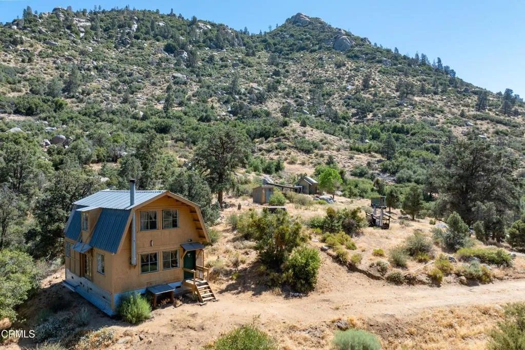 Photo of 8275 Jawbone Canyon Road, Weldon, CA 93283 (MLS # V1-35468)
