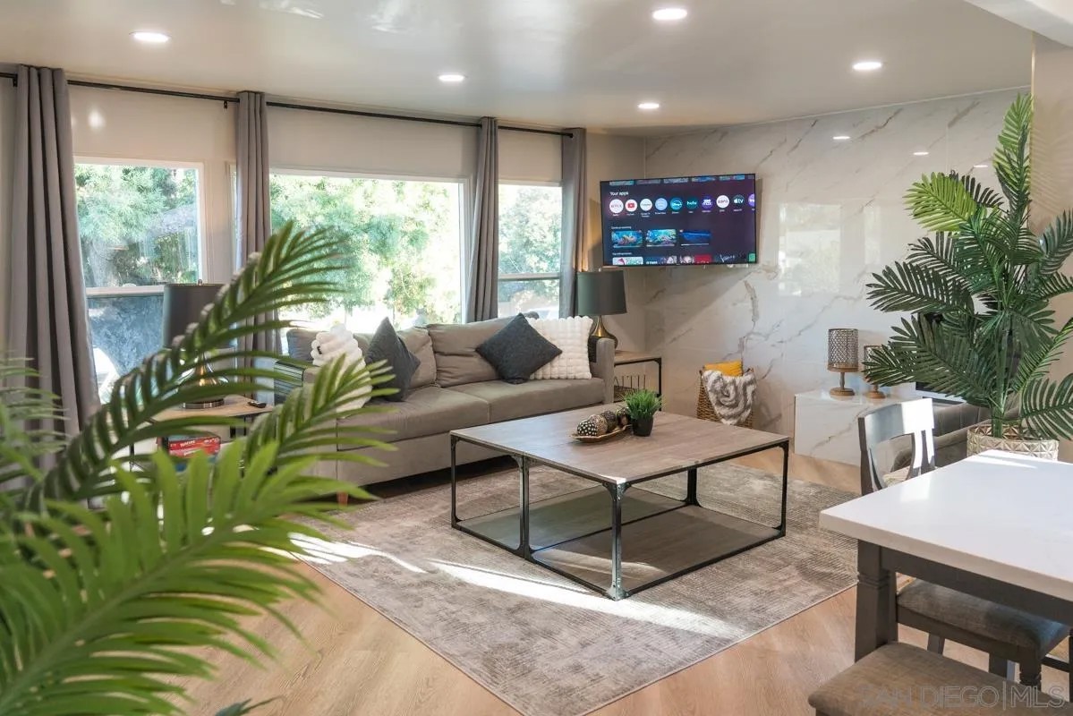 2614-16 Montclair Street