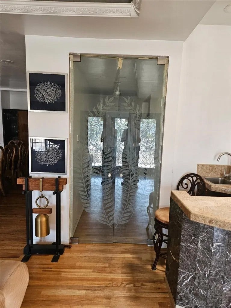 1117 E 65th