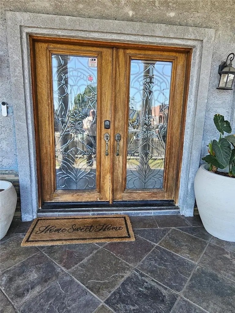 1117 E 65th