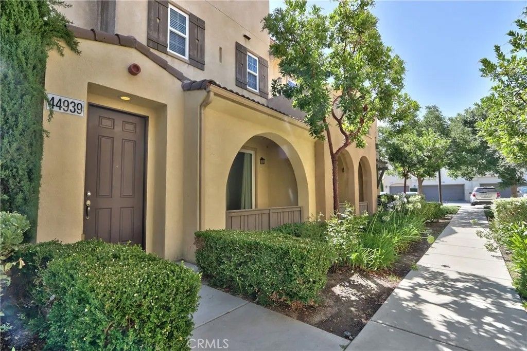 Photo of 44939 Bellflower Ln #118, Temecula, CA 92592 (MLS # PW26022866)