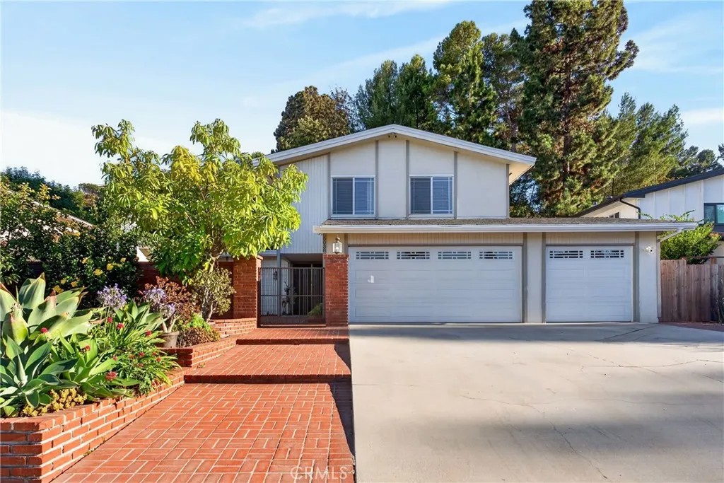 5038 Blackhorse Road