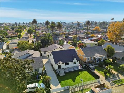 Photo of 1106 W 74th Street, Los Angeles, CA 90044 (MLS # IN26003510)