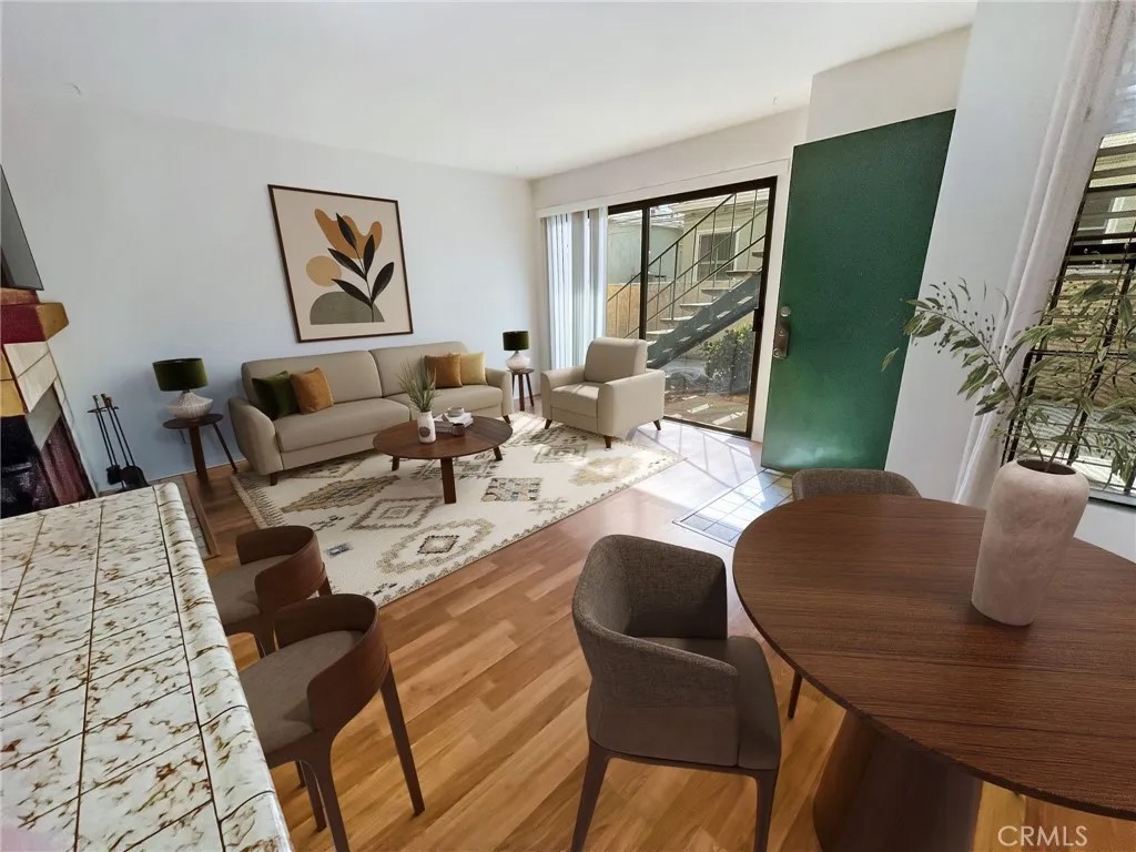 4432 Kansas Street C