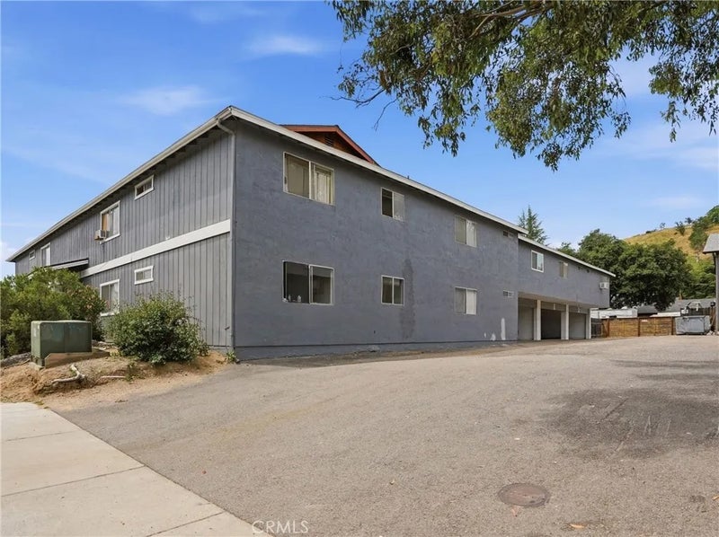 3411-& 3505 Spring Street