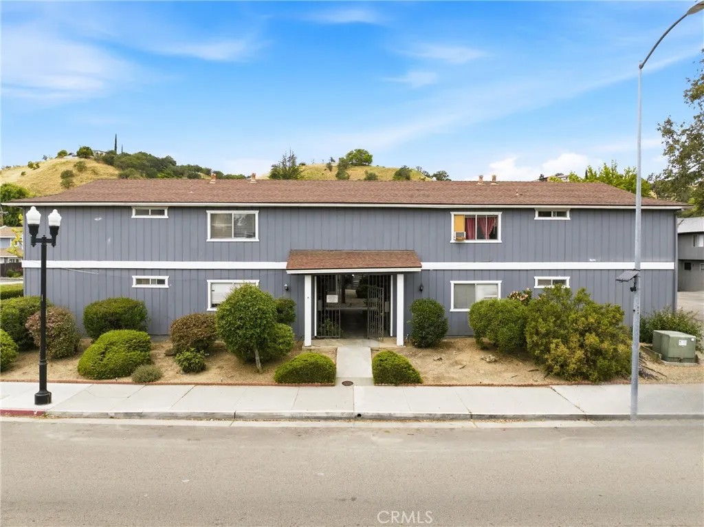 3411-& 3505 Spring Street
