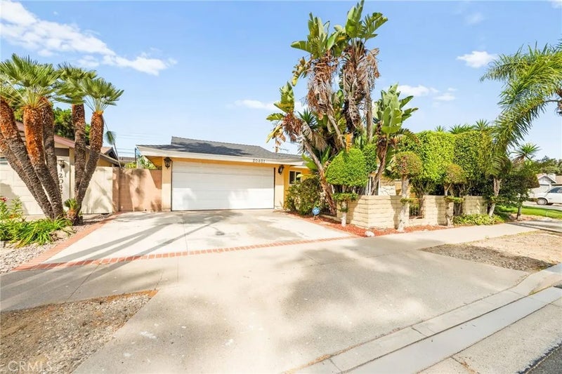 20401 Somerville Lane