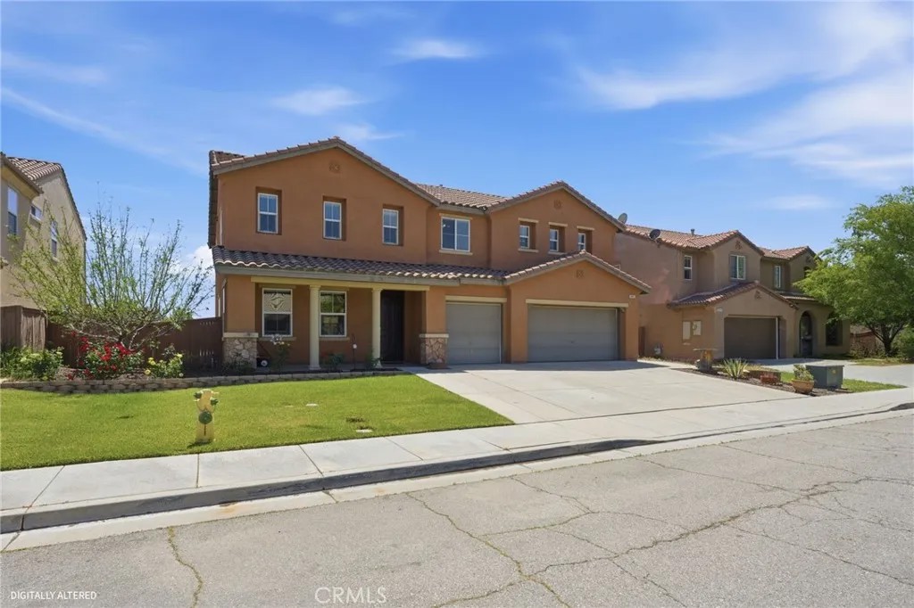 1447 Daffodel Way