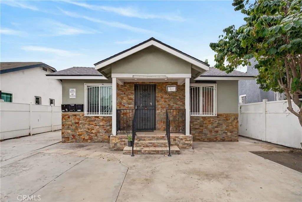 Photo of 1218 E 89th St, Los Angeles, CA 90002 (MLS # SB26043265)