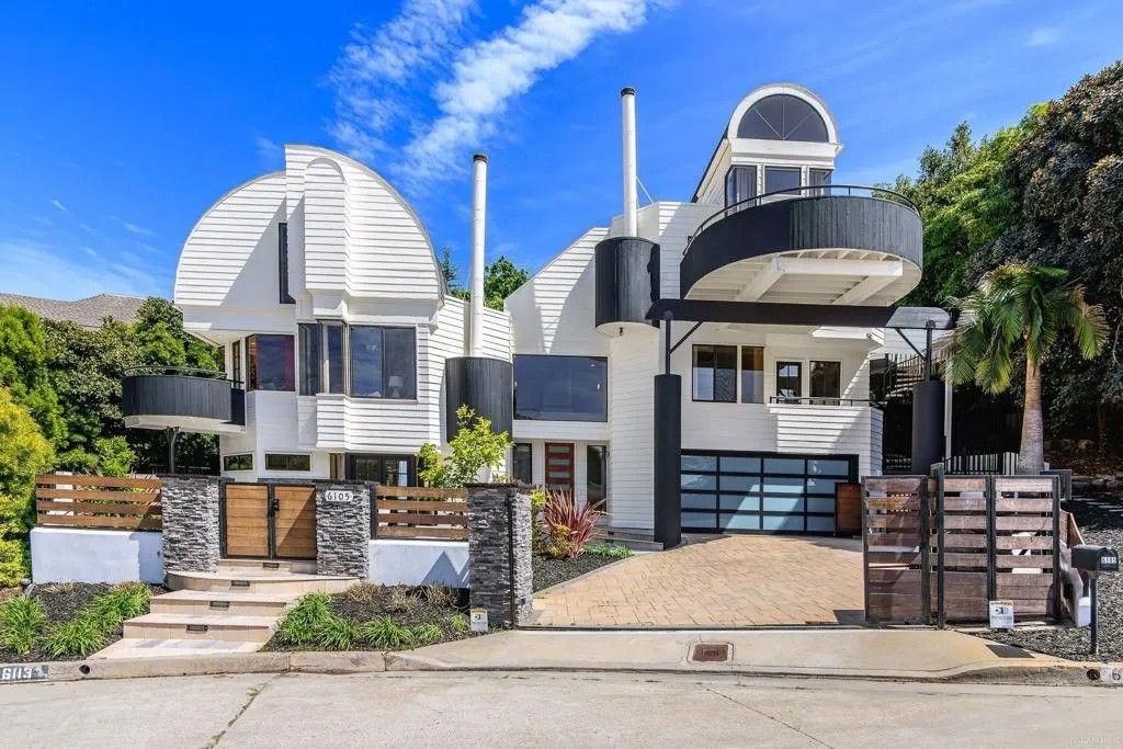 Photo of 6105 Avenida Chamnez, La Jolla, CA 92037 (MLS # PTP2602614)