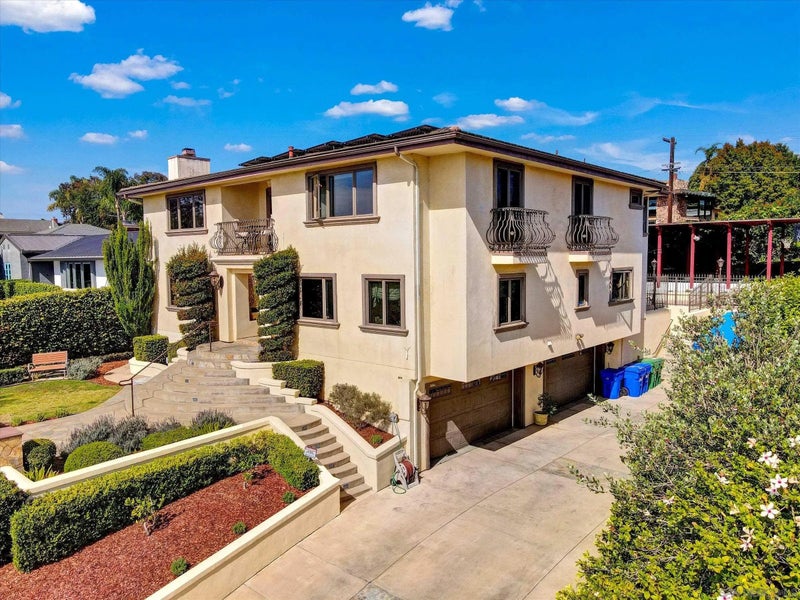 2540 Chatsworth