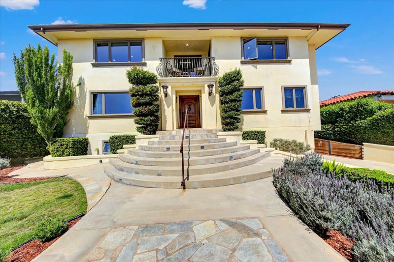 2540 Chatsworth