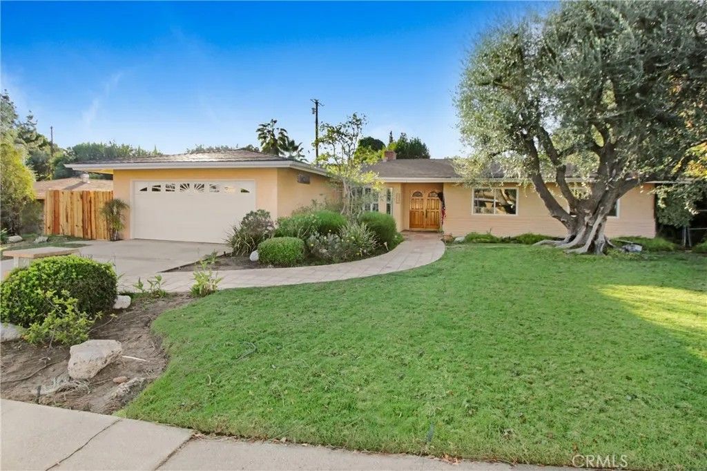 Photo of 8631 Santa Susana Place, West Hills, CA 91304 (MLS # SR26028372)