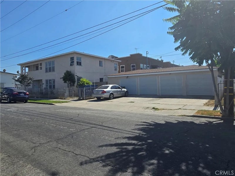 301 W Magnolia