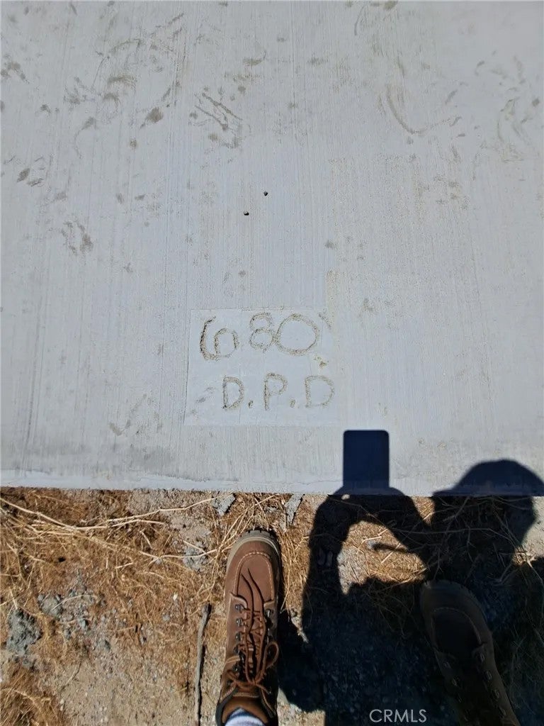 55 W BUCKTHORNE CANYON
