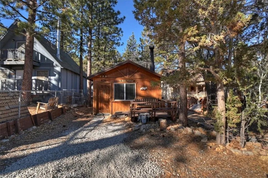 676 Pine Lane