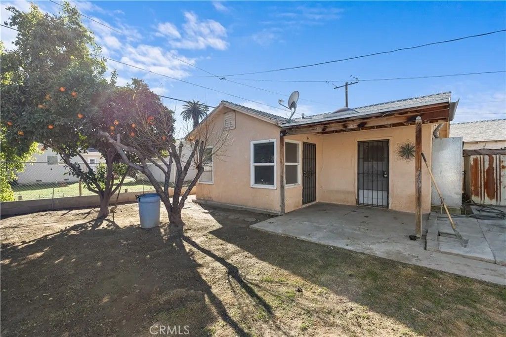 Photo of 243 E E. Olive Street, San Bernardino, CA 92410 (MLS # IG26006589)