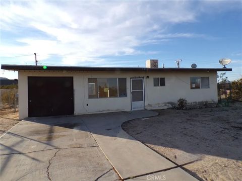 Photo of 6810 Maude Adams Ave, 29 Palms, CA 92277 (MLS # JT26022030)