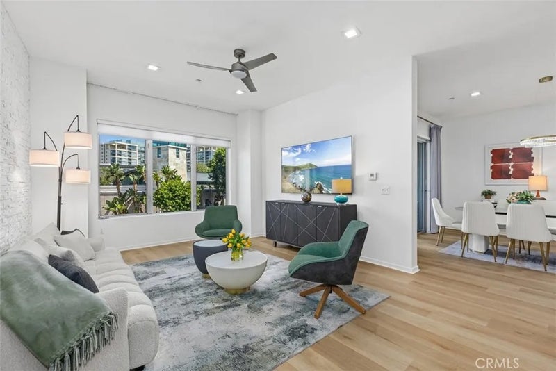 21 Gramercy 220