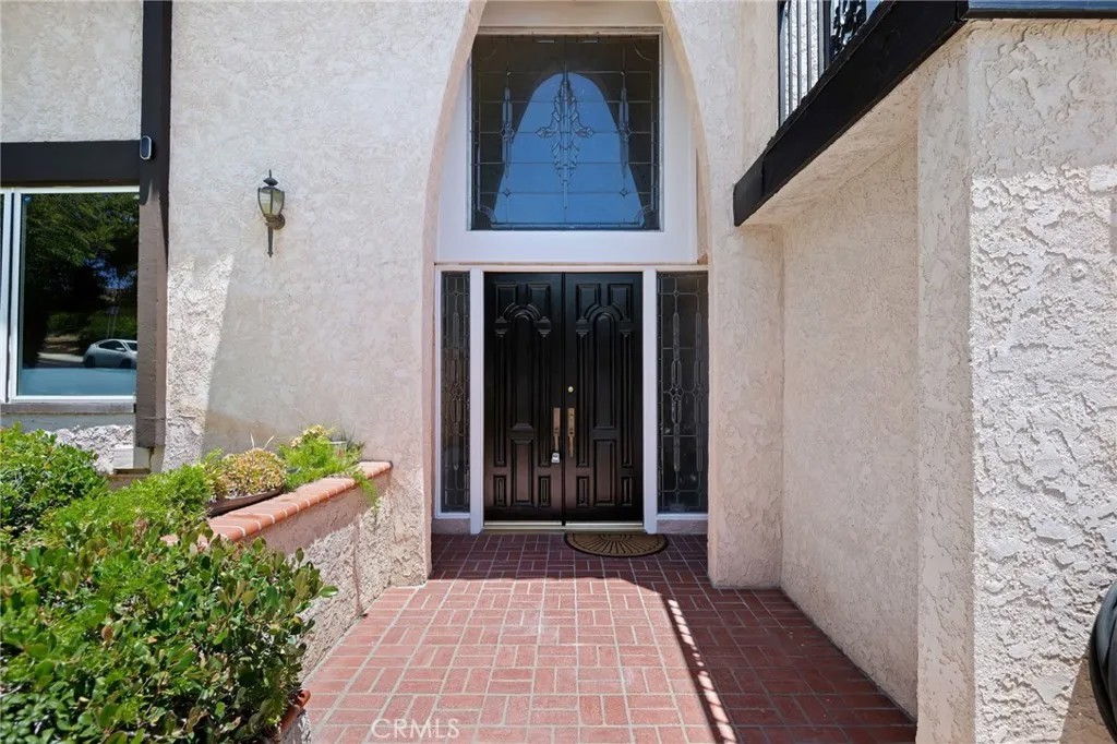 17601 Arvida Drive