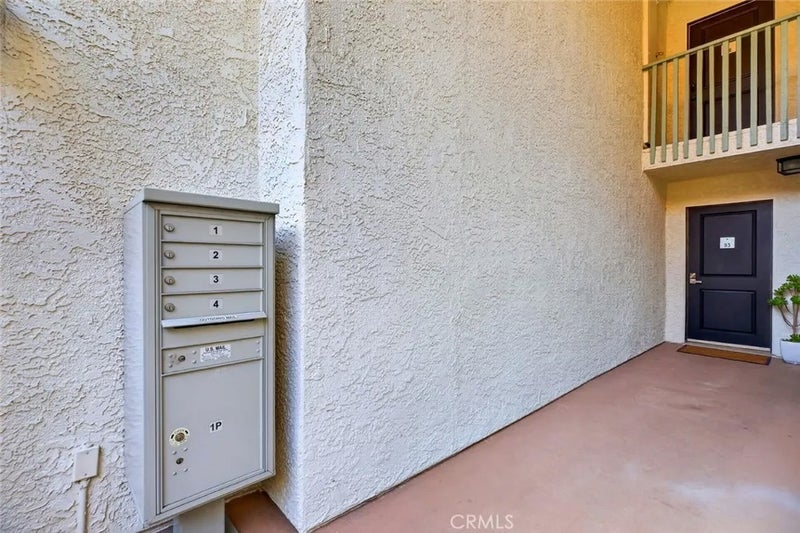 4632 Park Granada 93