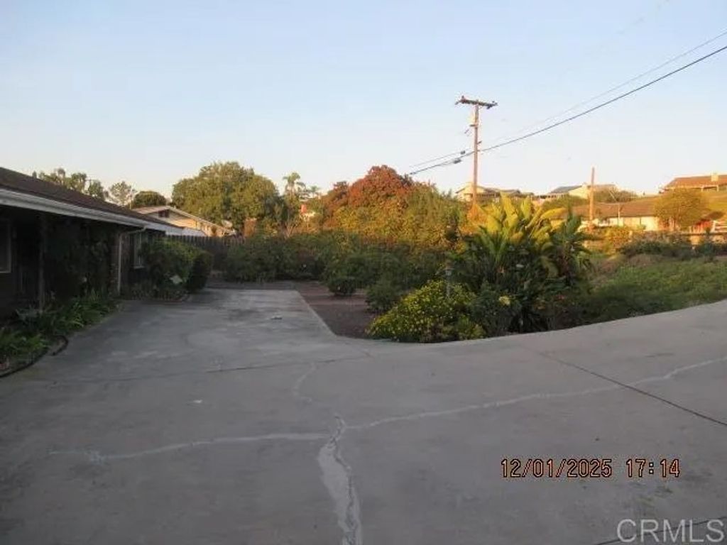 Photo of 290 Camino Del Cerro Grande, Bonita, CA 91902 (MLS # PTP2508903)